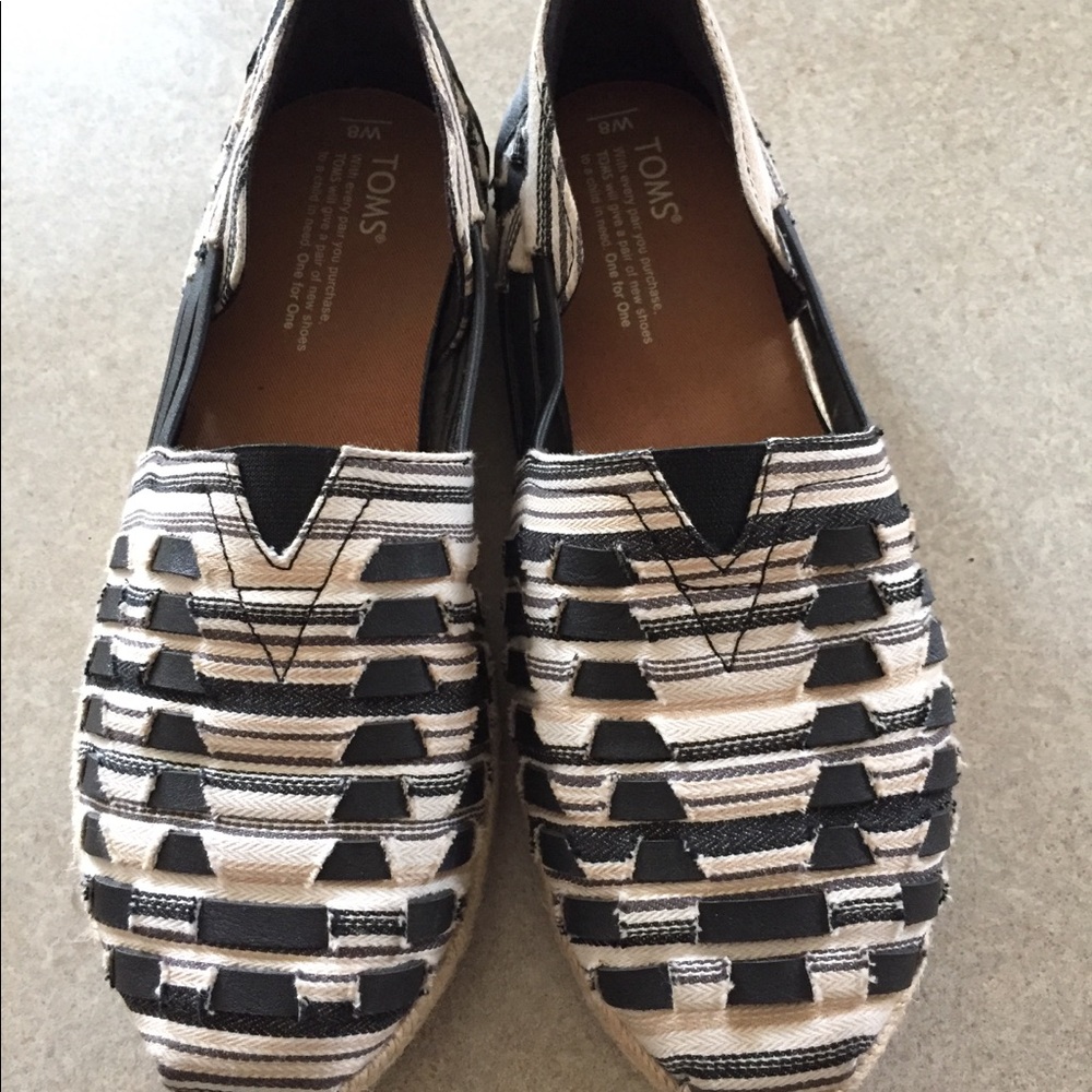 TOMS | size 8 - Picture 3 of 5